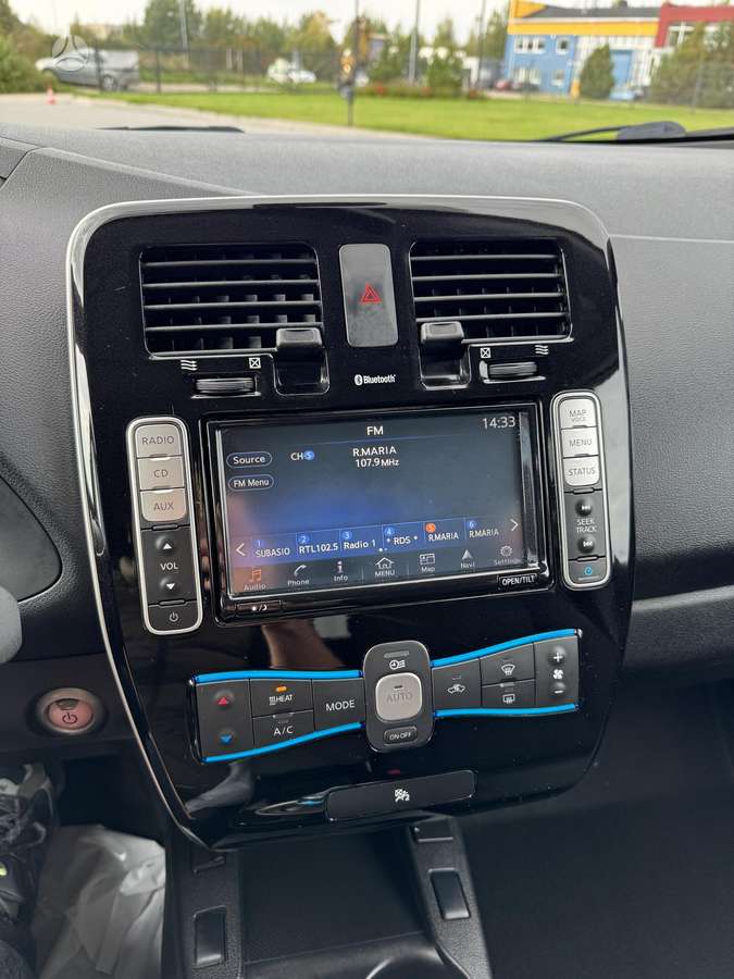 Nissan Leaf, 30 kWh, hečbekas