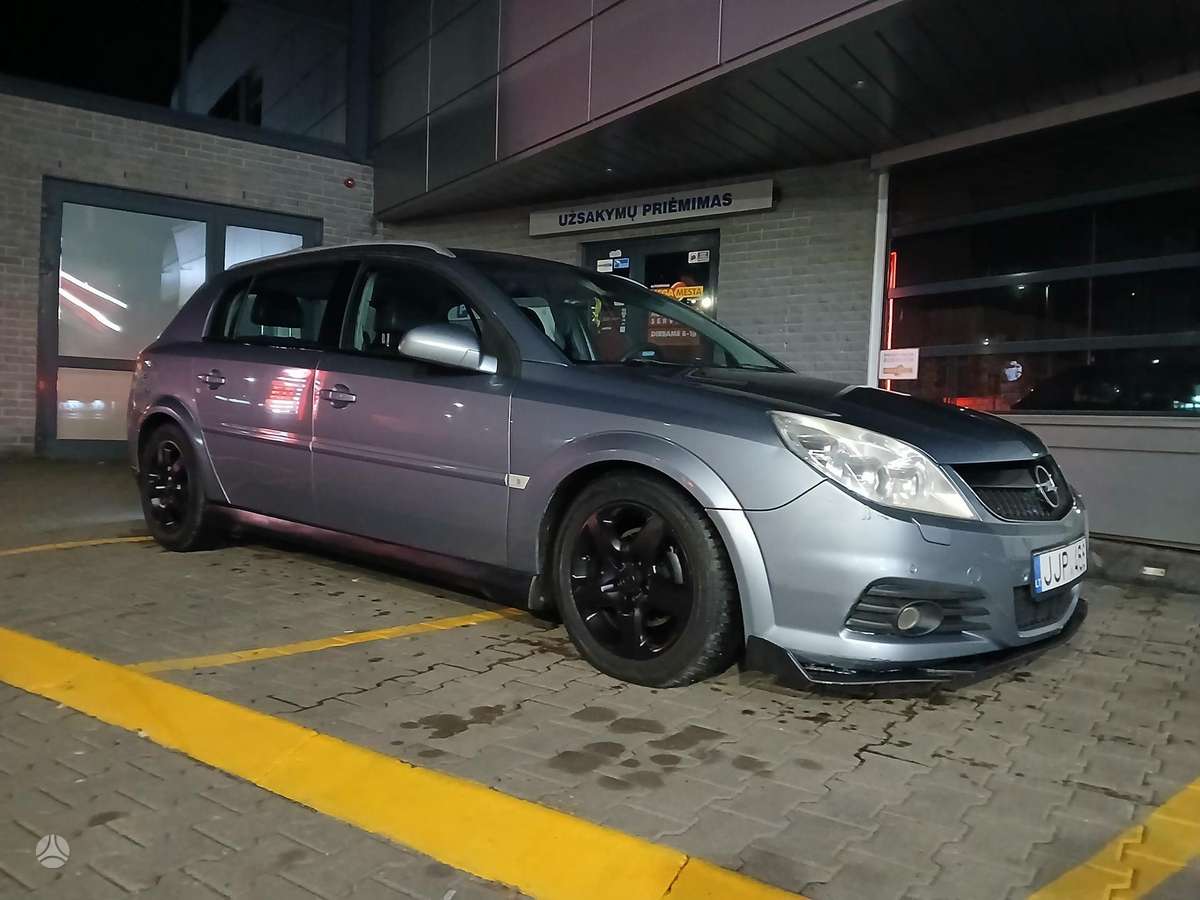 Opel Signum, 2.2 l., hatchback