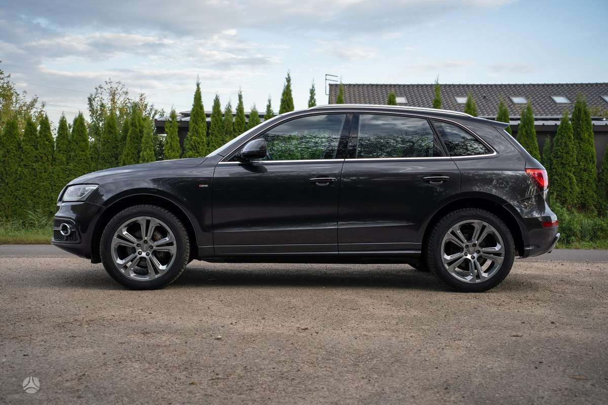 Audi Q5, 2.0 l., Внедорожник / Кроссовер