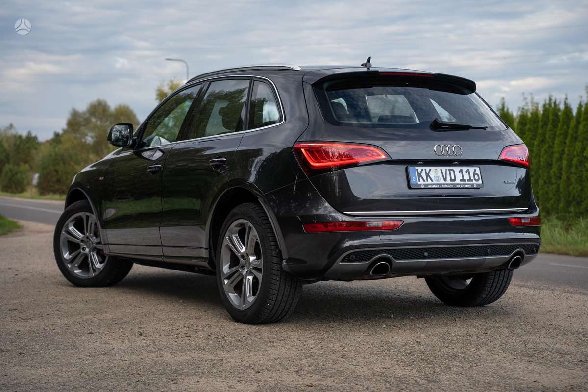 Audi Q5, 2.0 l., Внедорожник / Кроссовер