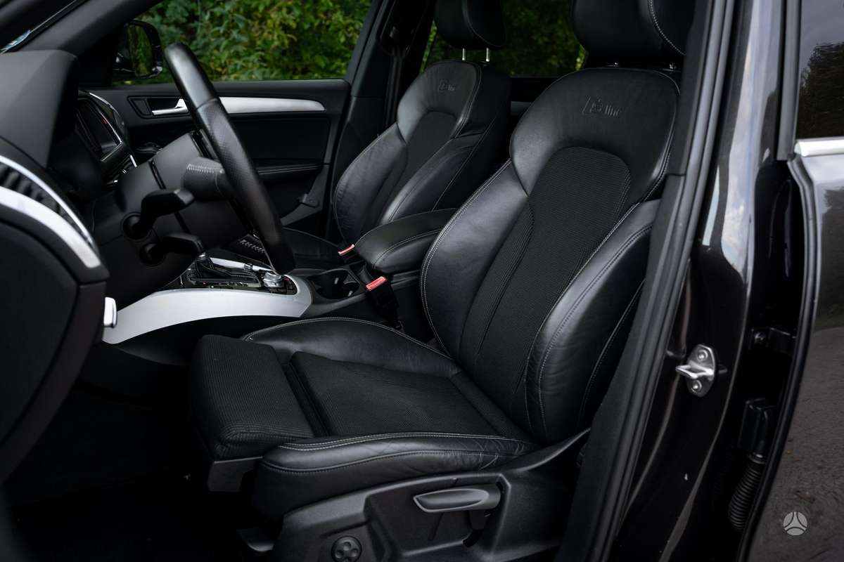 Audi Q5, 2.0 l., Внедорожник / Кроссовер