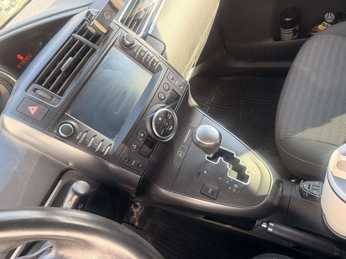Toyota Verso, 1.8 l., Минивэн
