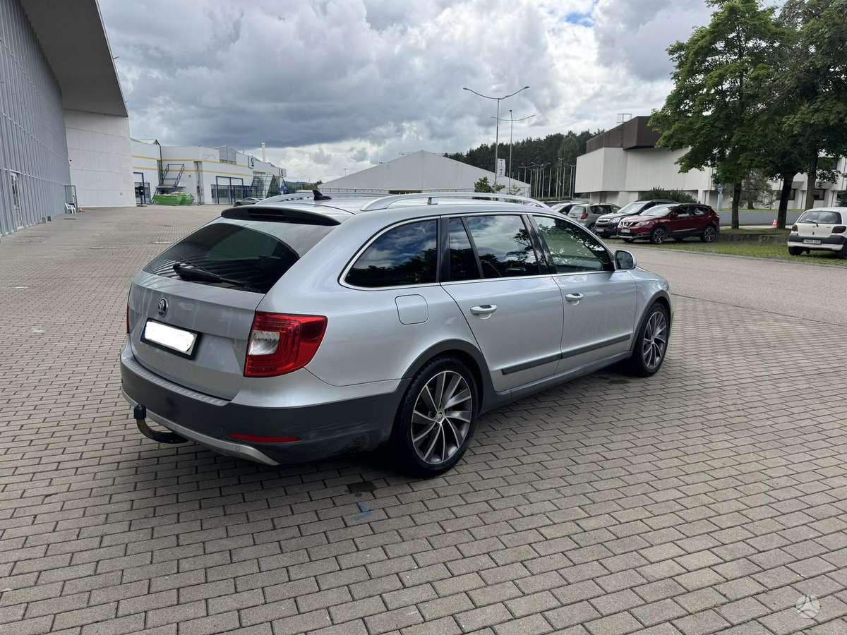 Skoda Superb, 2.0 l., Универсал