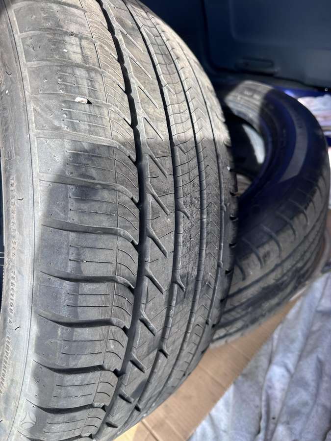 Goodyear, всесезонные 285/45 R20