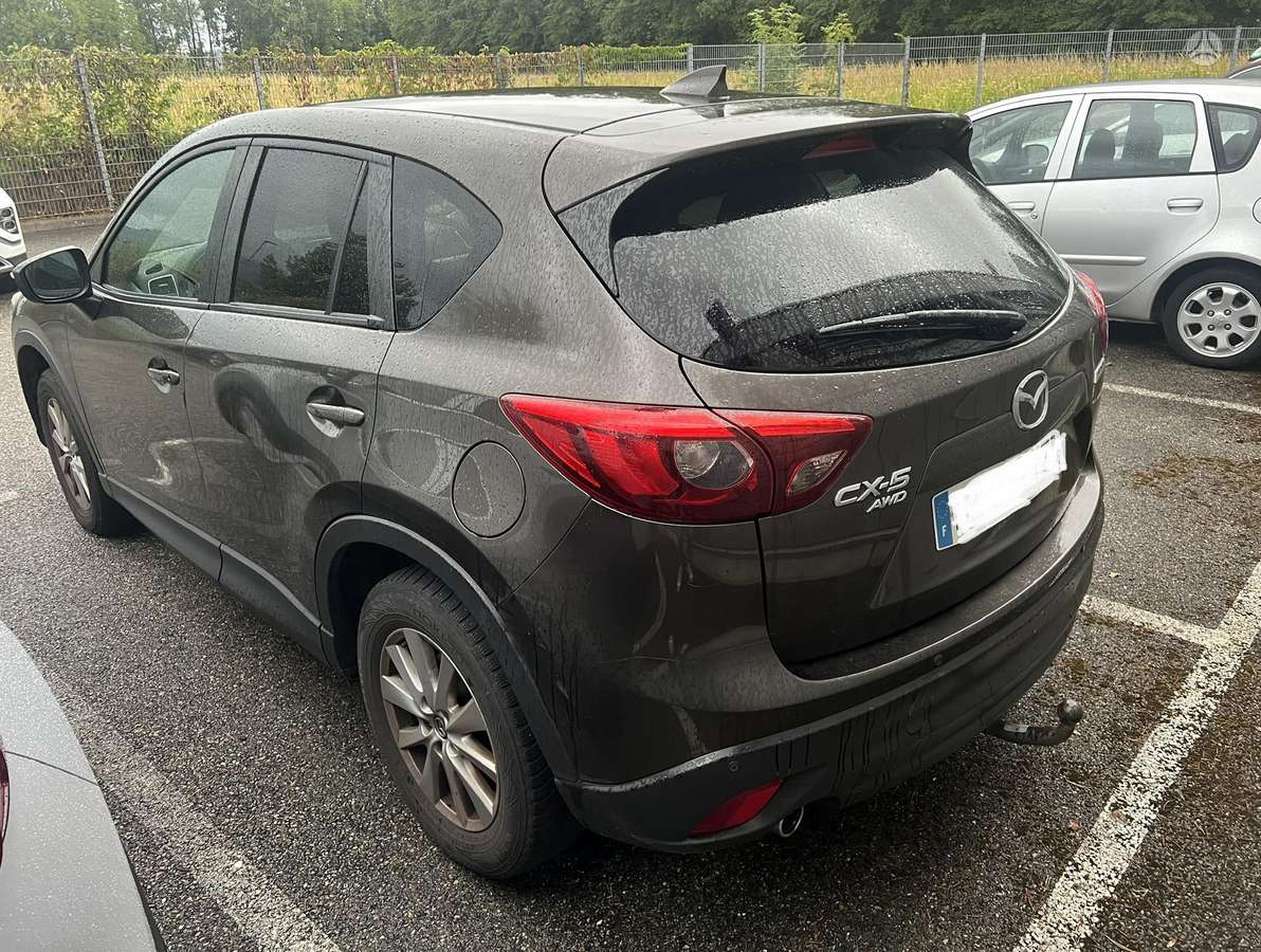 Mazda CX-5, 2.2 l., off-road / crossover
