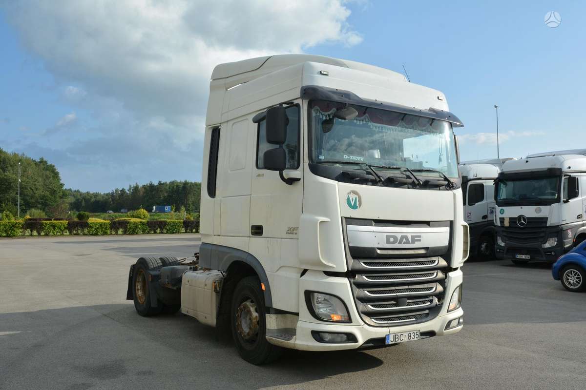 DAF DAF XF460FT ADR + Hydraulika, double sleeper