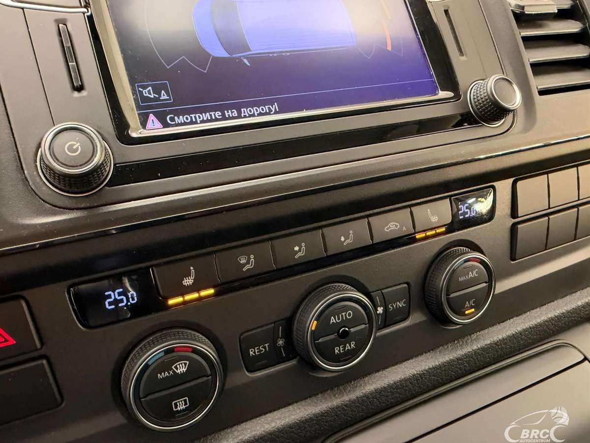 Volkswagen Multivan, 2.0 l., Минивэн