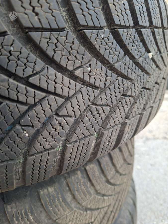 Semperit 7.5mm, winter 205/60 R16