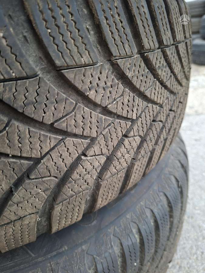 Semperit 7.5mm, winter 205/60 R16
