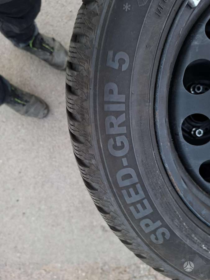 Semperit 7.5mm, winter 205/60 R16