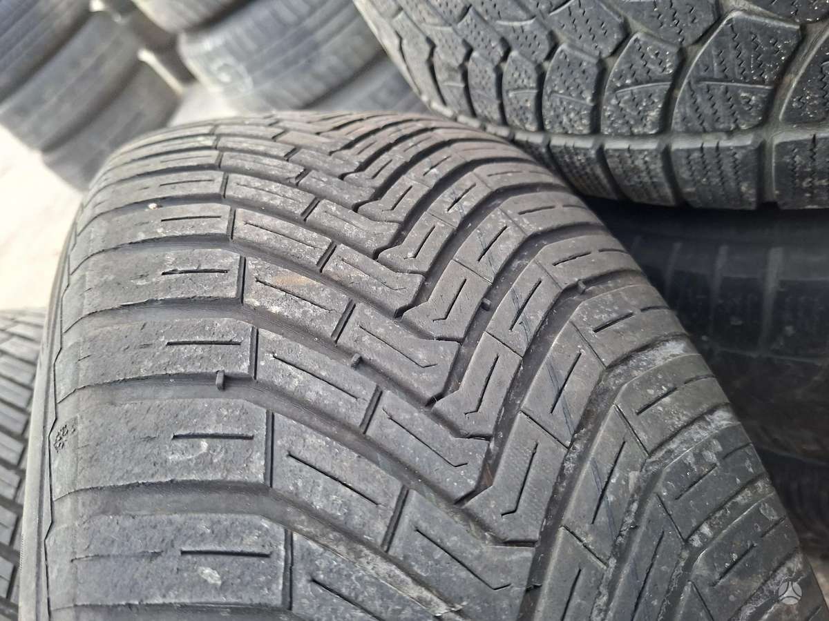 Continental, всесезонные 235/55 R19