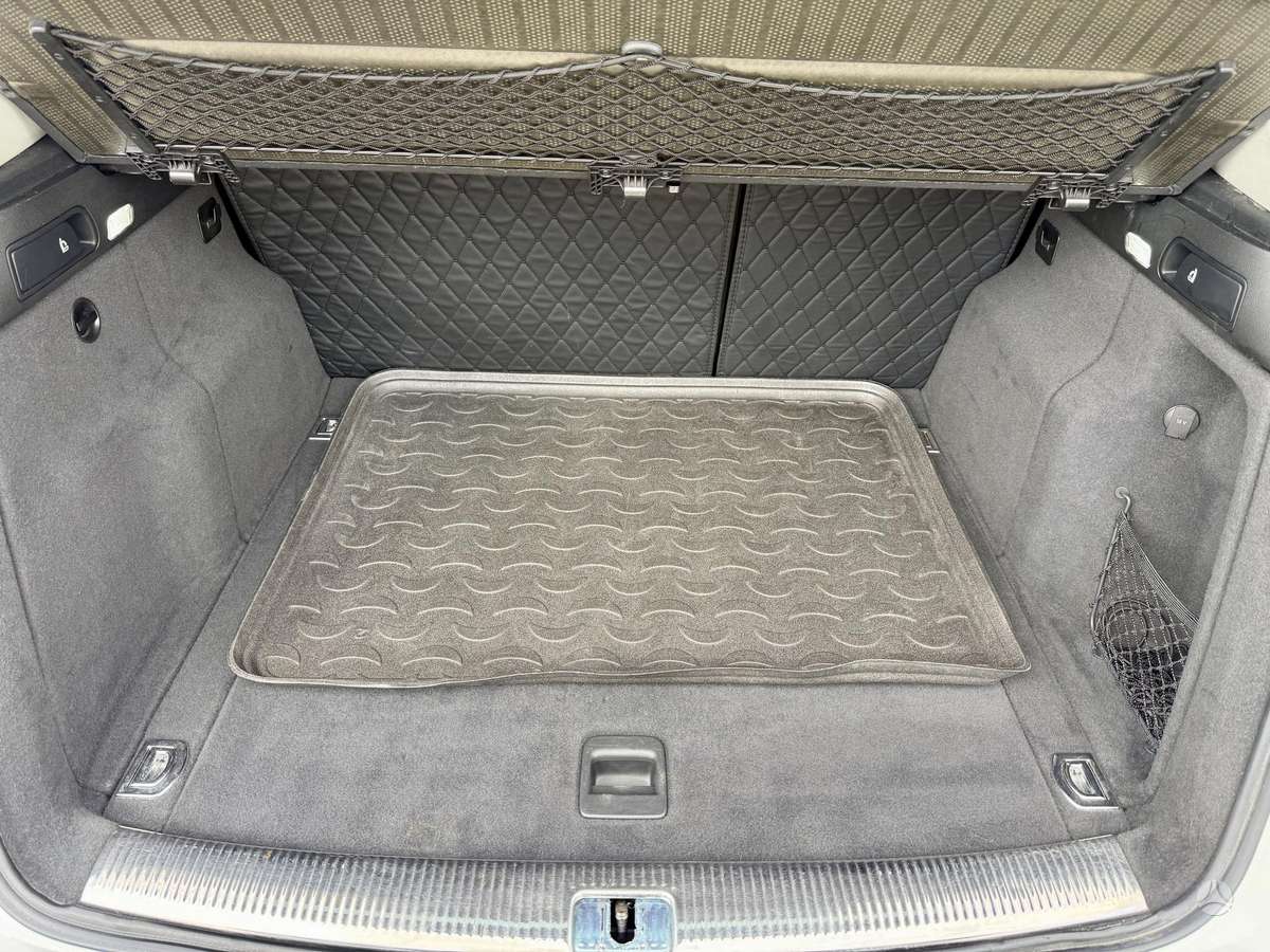 Audi Q5, 2.0 l., Внедорожник / Кроссовер