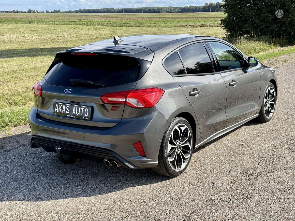 Ford Focus, 2.0 l., Хэтчбек