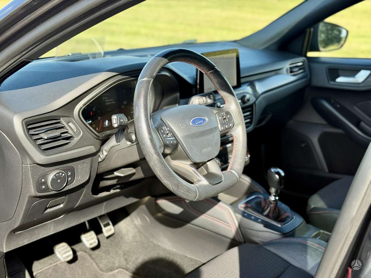 Ford Focus, 2.0 l., Хэтчбек