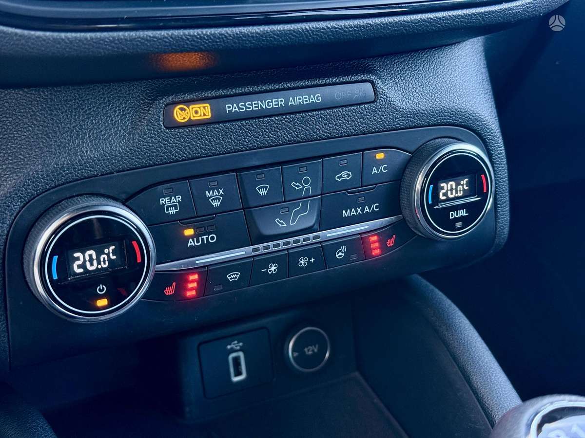 Ford Focus, 2.0 l., Хэтчбек