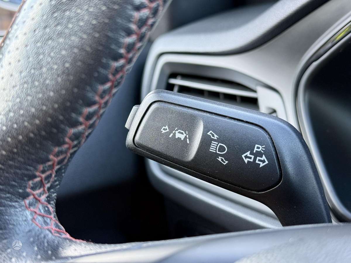 Ford Focus, 2.0 l., Хэтчбек
