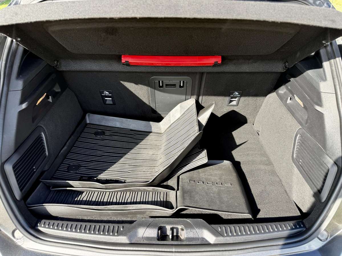Ford Focus, 2.0 l., Хэтчбек