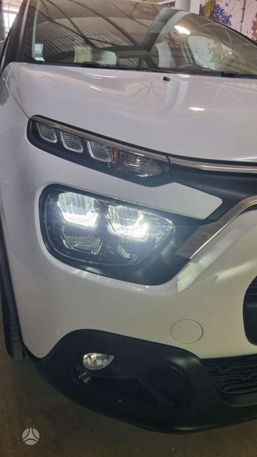 Citroen C3, 1.2 l., hatchback