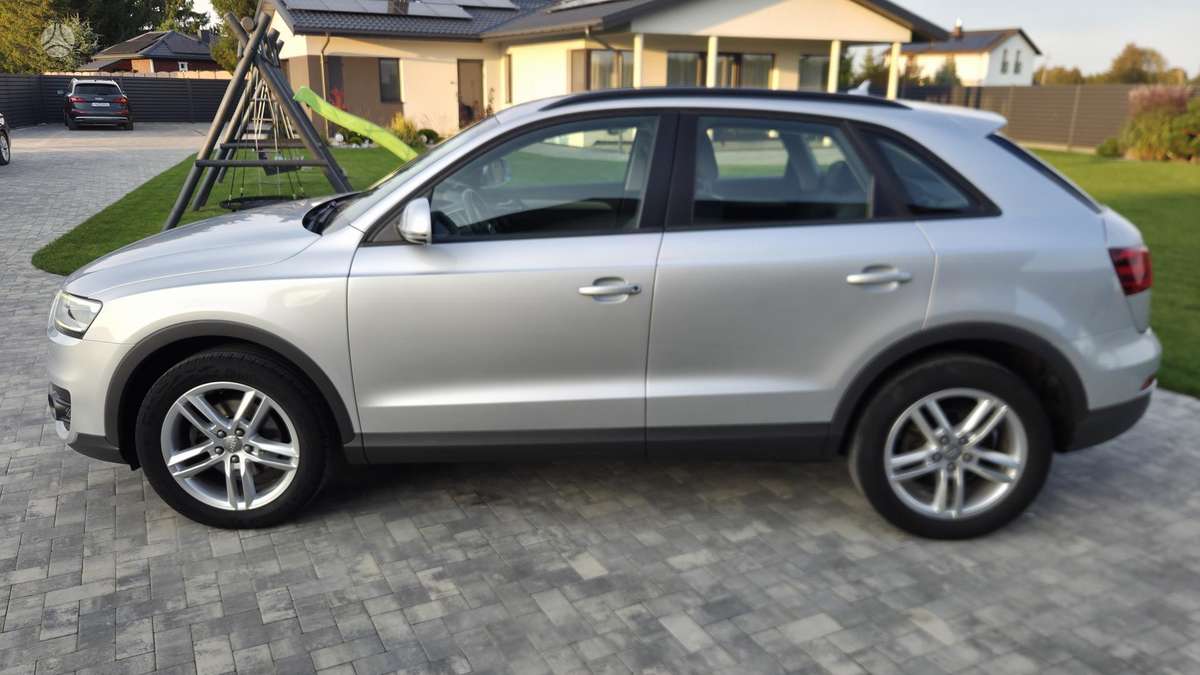 Audi Q3, 2.0 l., hatchback