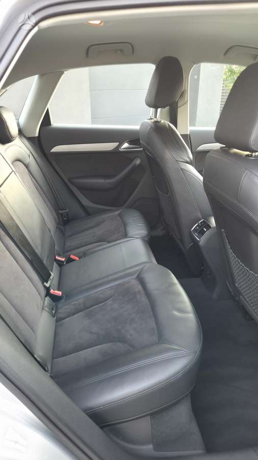 Audi Q3, 2.0 l., hatchback