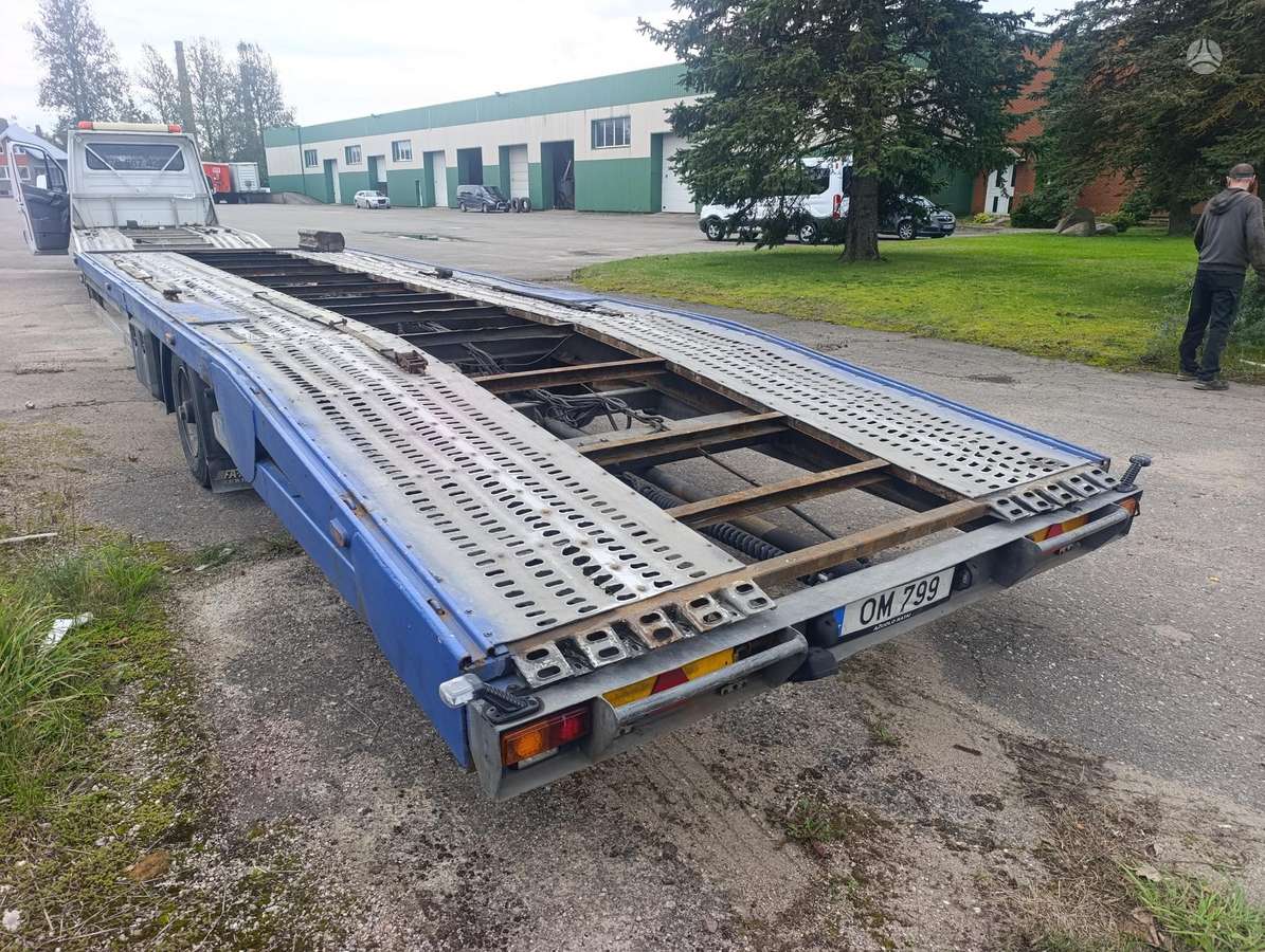 Ackermann, auto transporter