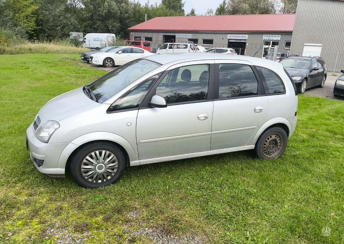 Opel Meriva, Минивэн