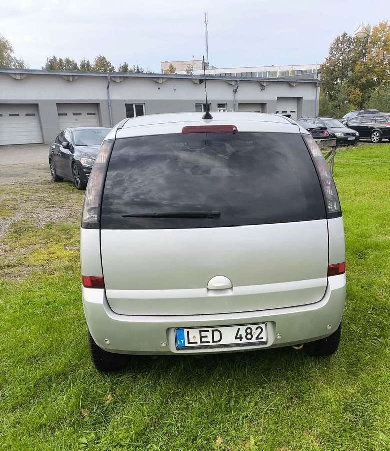 Opel Meriva, Минивэн