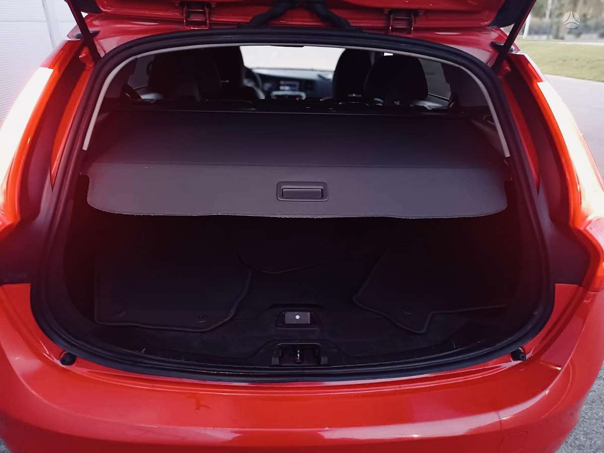 Volvo V60, 2.4 l., Универсал