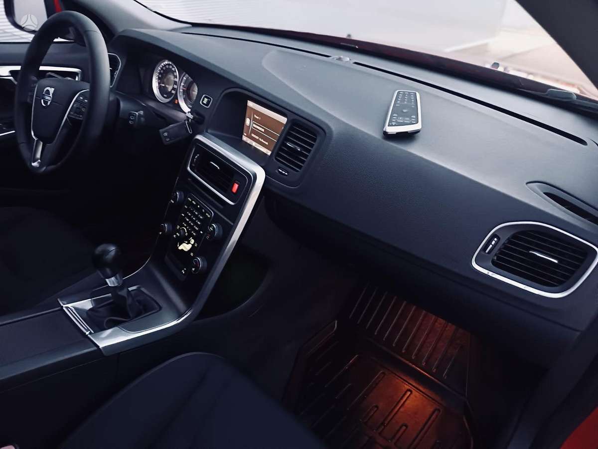 Volvo V60, 2.4 l., Универсал