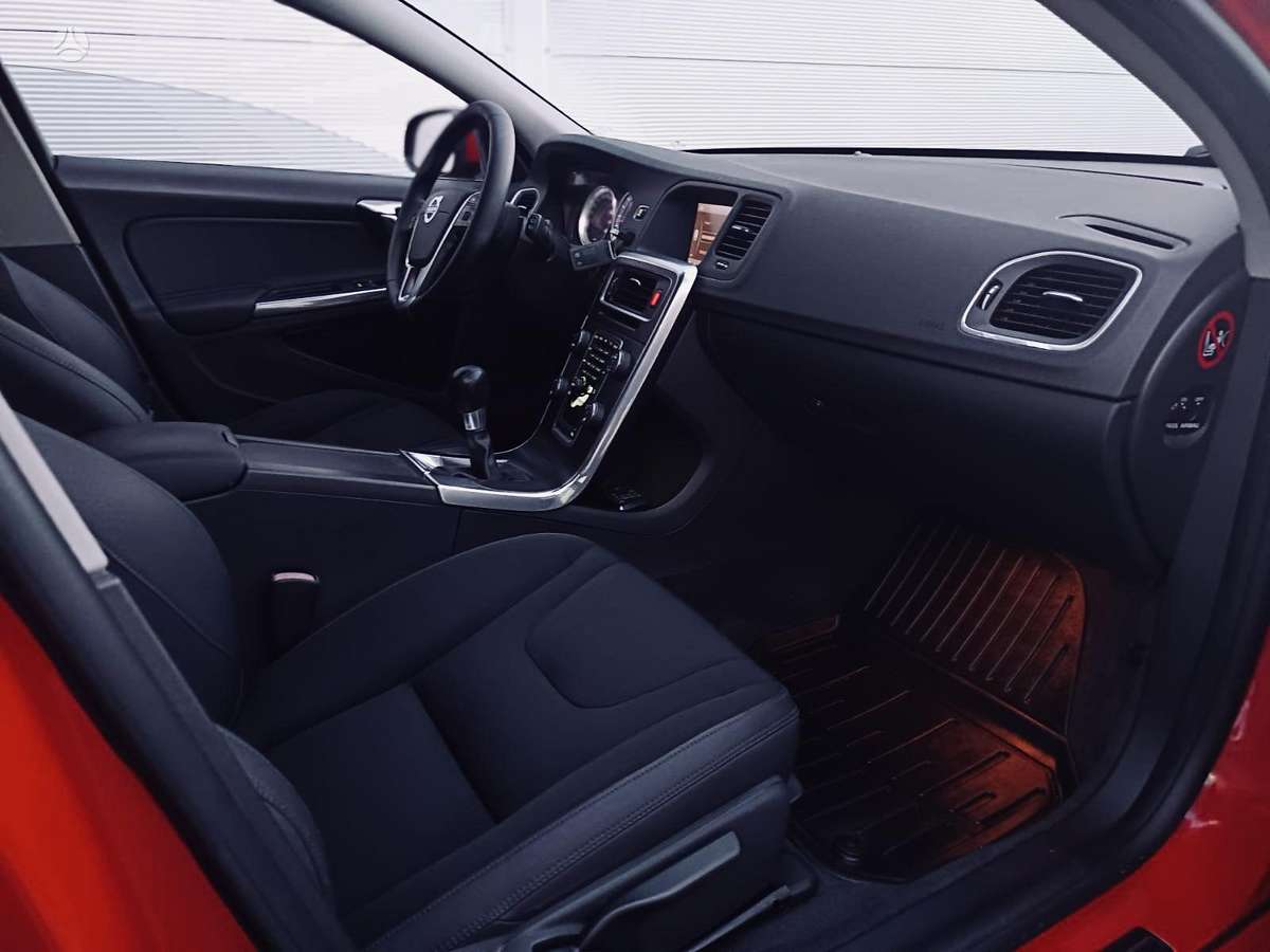 Volvo V60, 2.4 l., Универсал