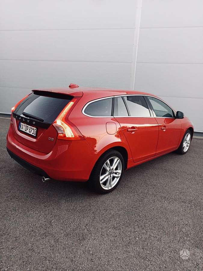 Volvo V60, 2.4 l., Универсал