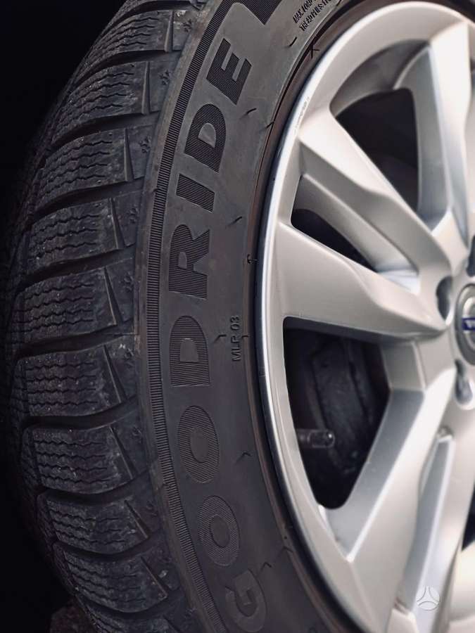 Volvo V60, 2.4 l., Универсал