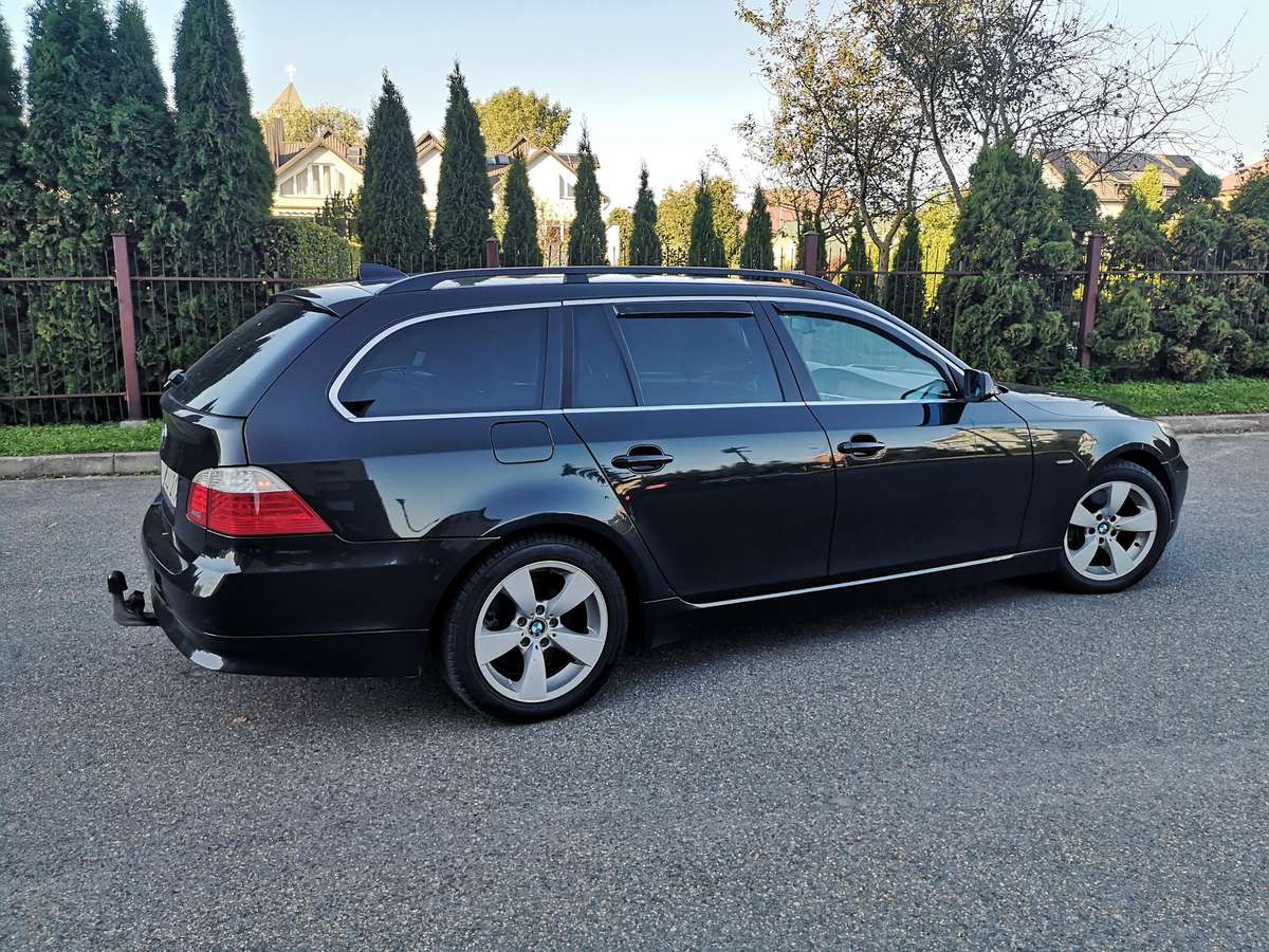 BMW 530, 3.0 l., wagon
