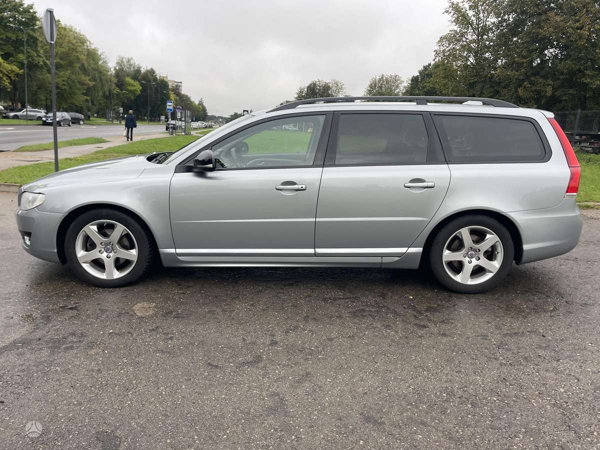 Volvo V70, 2.0 l., universalas
