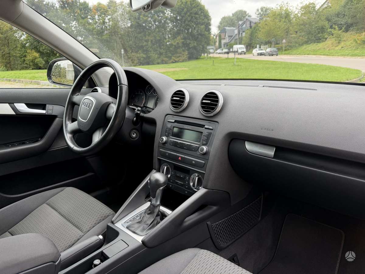 Audi A3, hečbekas