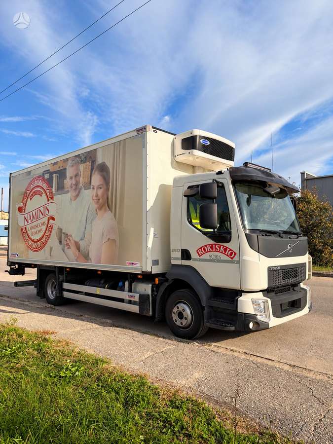 Volvo FL200, refrigerated trucks