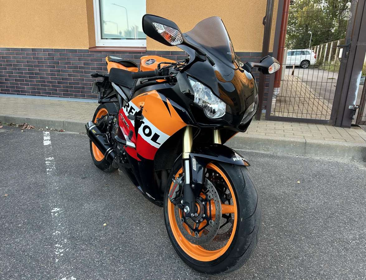 Honda CBR 1000cc, спортбайки / superbikes