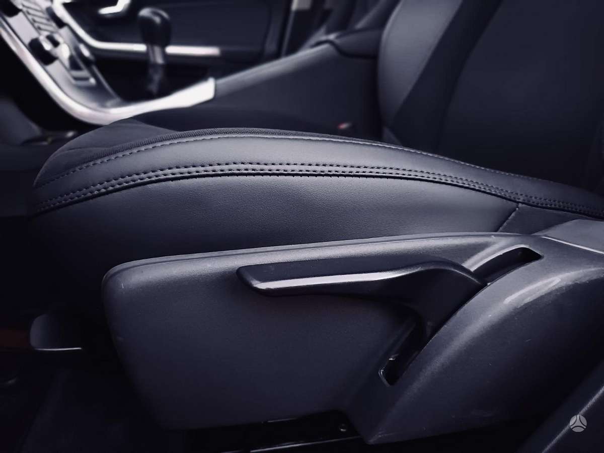 Volvo V60, 2.4 l., Универсал