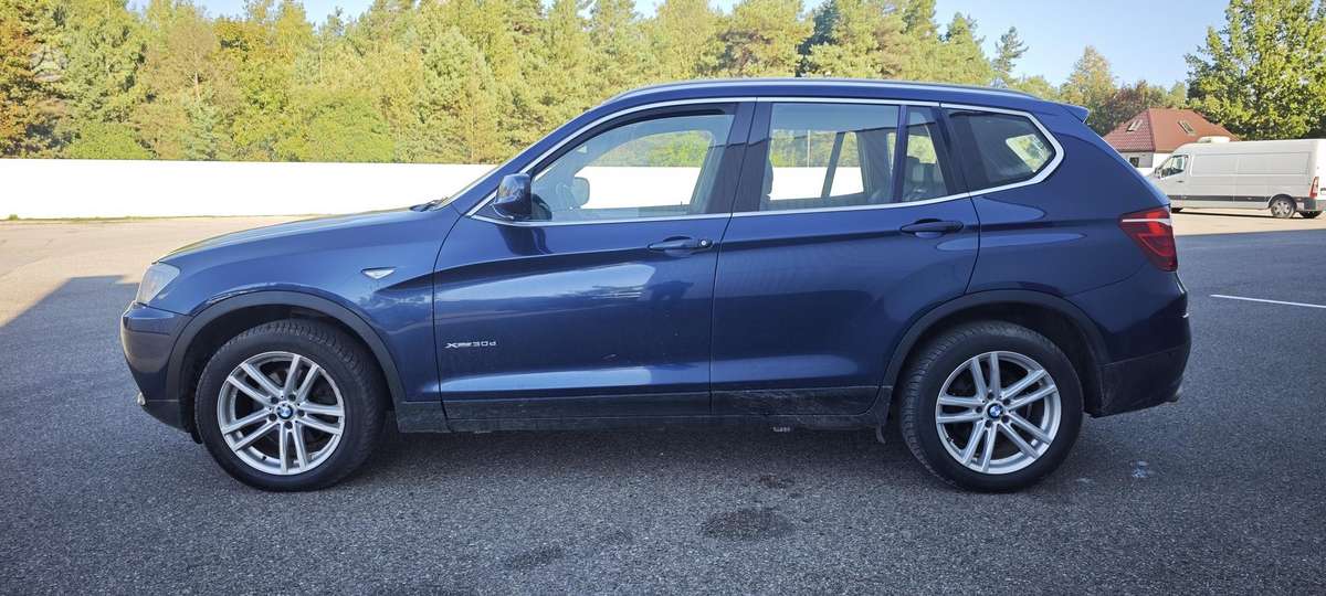 BMW X3, 3.0 l., off-road / crossover