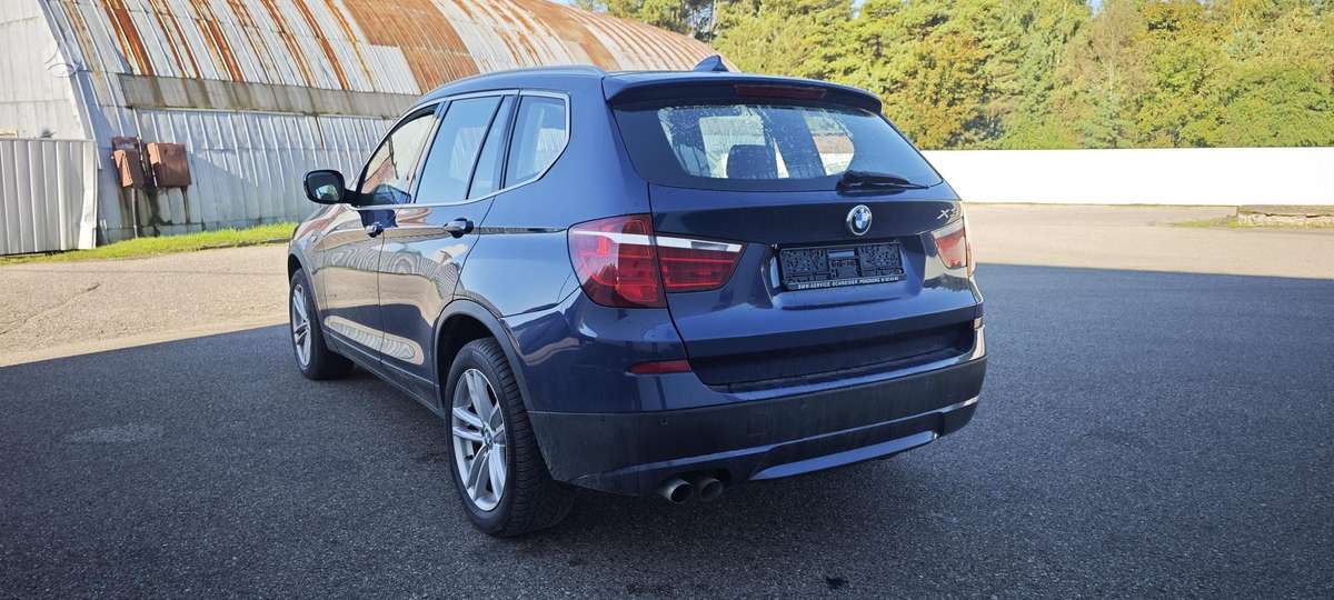 BMW X3, 3.0 l., off-road / crossover