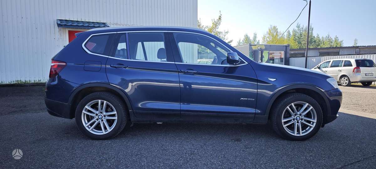 BMW X3, 3.0 l., off-road / crossover