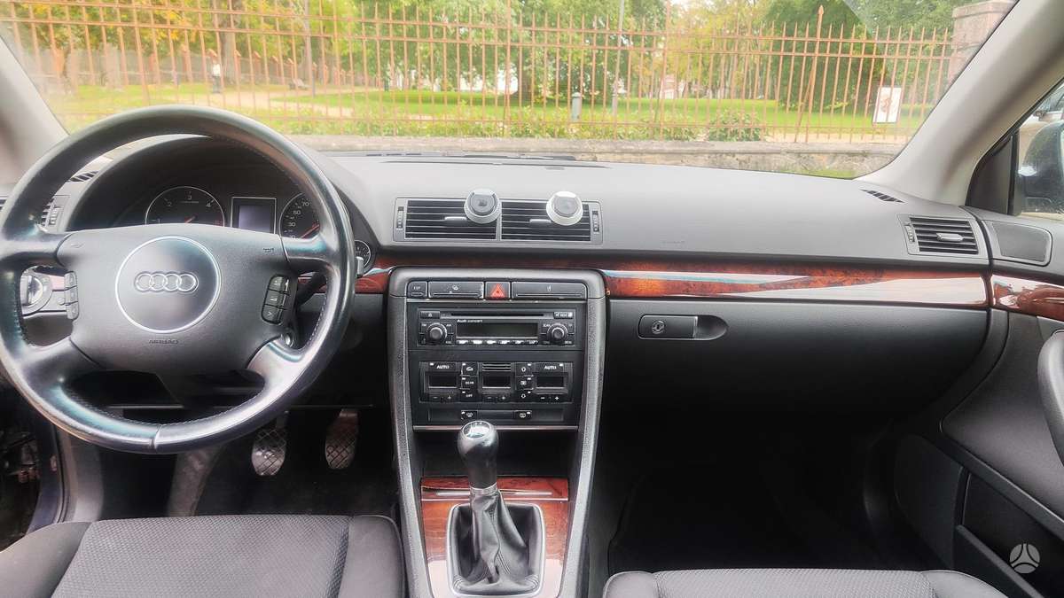 Audi A4, 1.9 l., sedanas