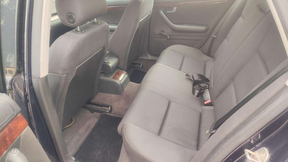 Audi A4, 1.9 l., Седан