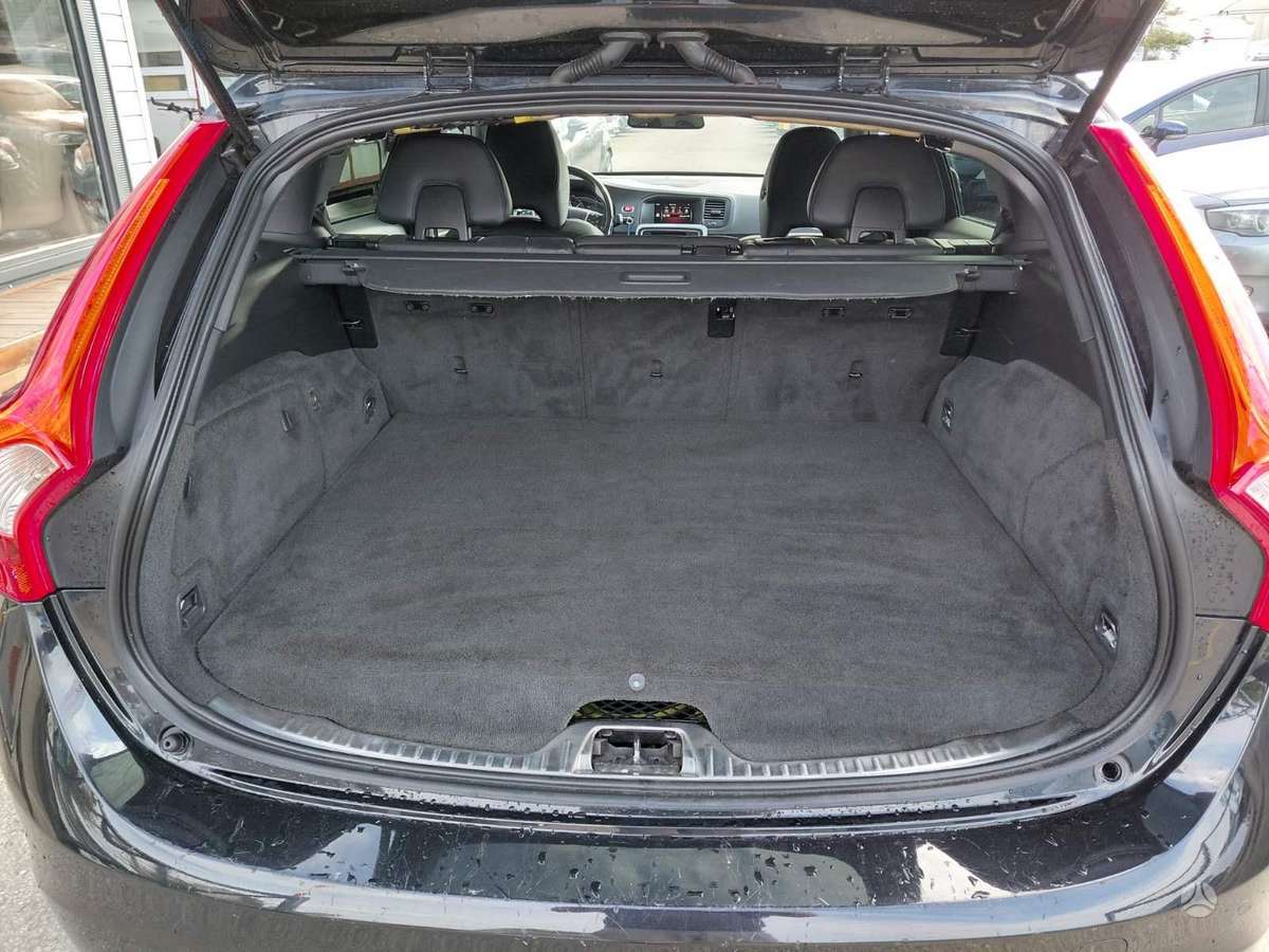 Volvo V60, 2.4 l., Универсал