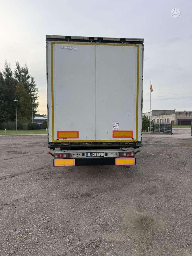 Krone, curtain / tarpaulin