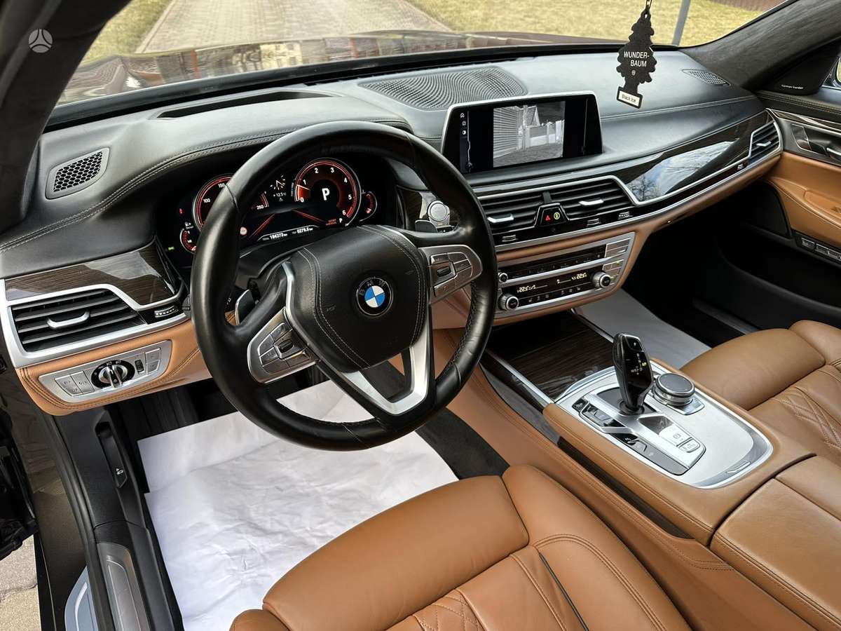 BMW 730, 3.0 l., Седан