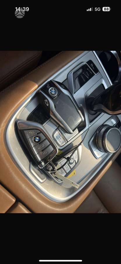 BMW 730, 3.0 l., Седан