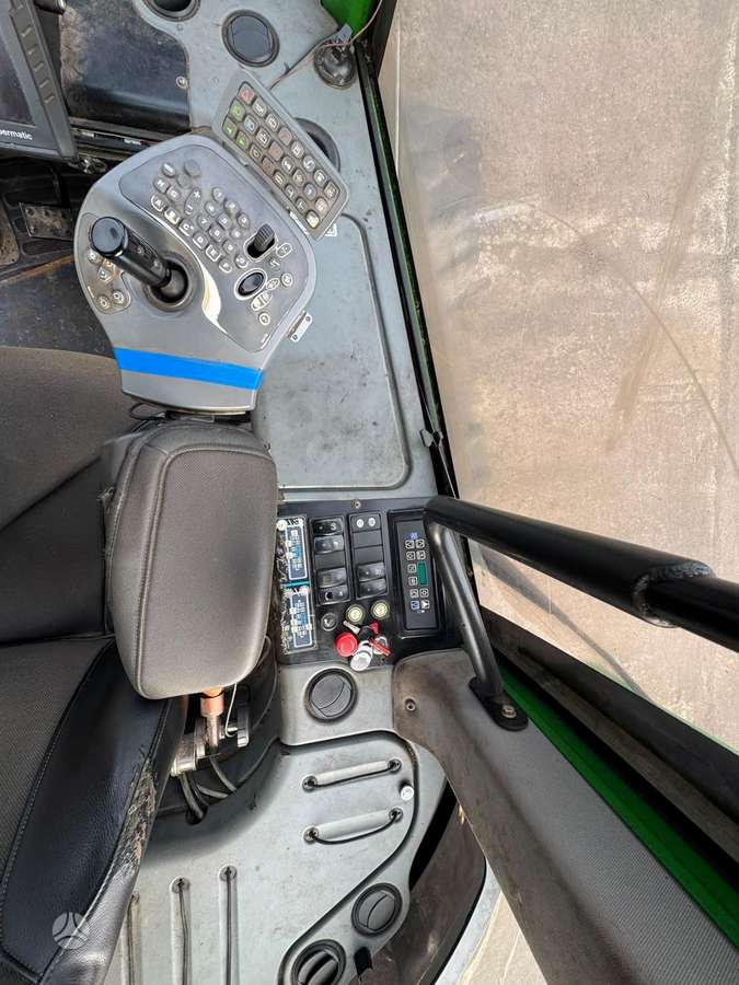 John Deere 810 E, форвардеры