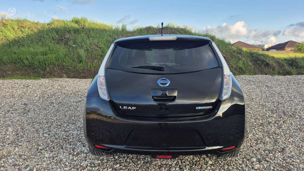 Nissan Leaf, 24 кВт·ч, Хэтчбек