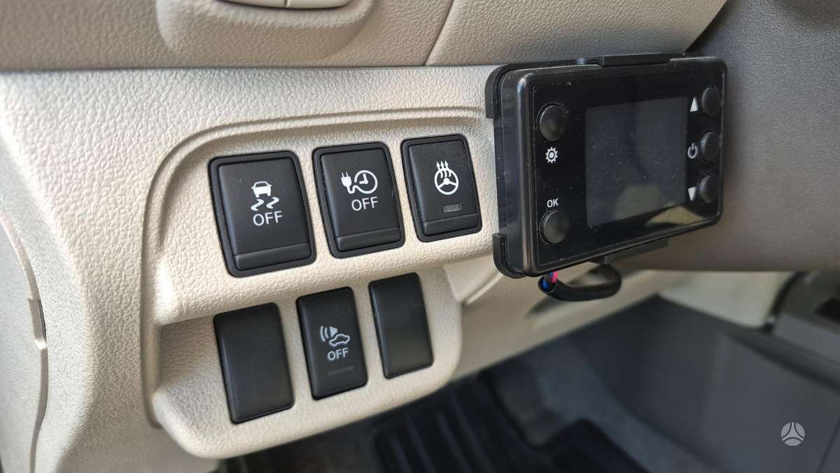 Nissan Leaf, 24 кВт·ч, Хэтчбек